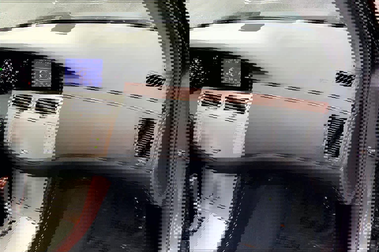 Used 2009 Toyota Avalon XL image 18