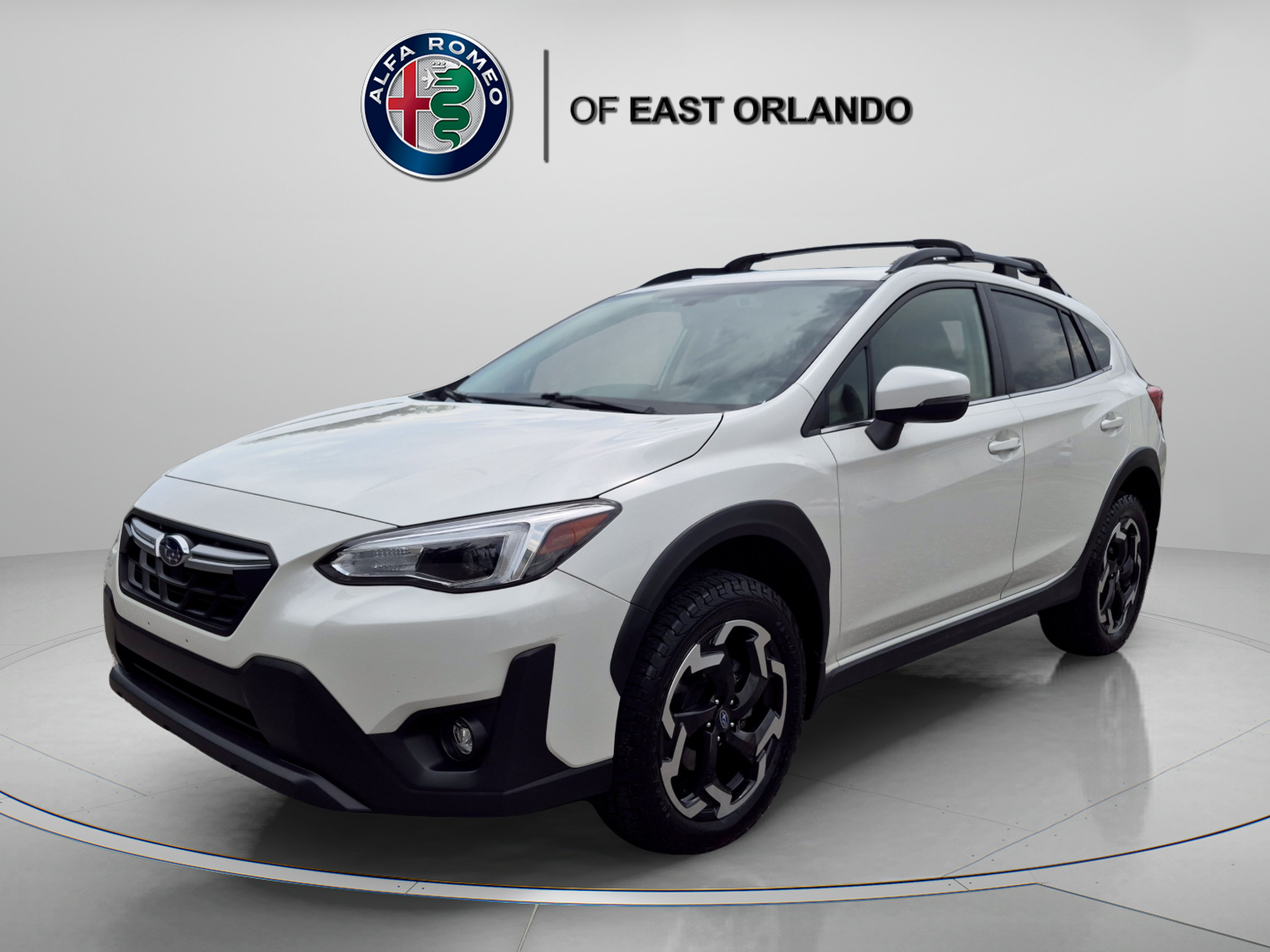 Used 2022 Subaru Crosstrek 2.5i Limited w/ Moonroof Package 2 AWD/4WD image 3