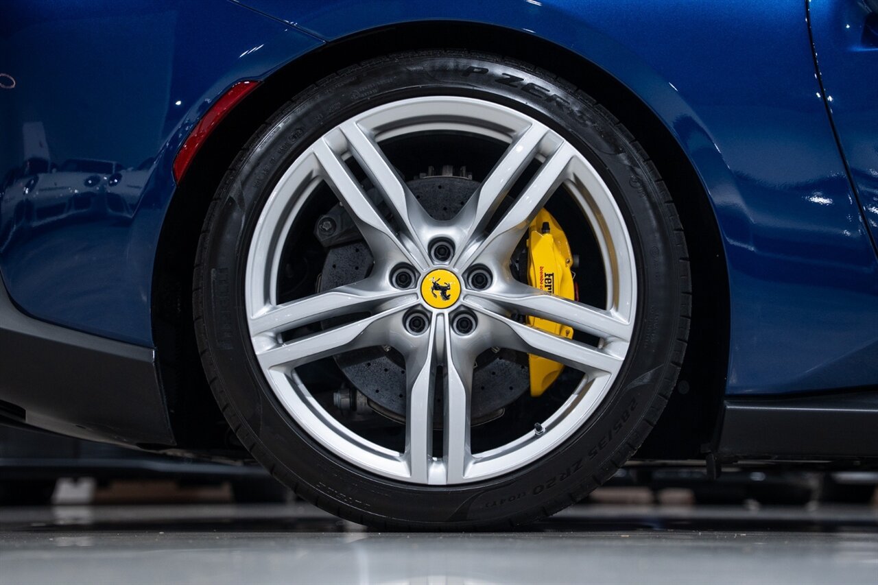 Used 2020 Ferrari Portofino RWD image 15