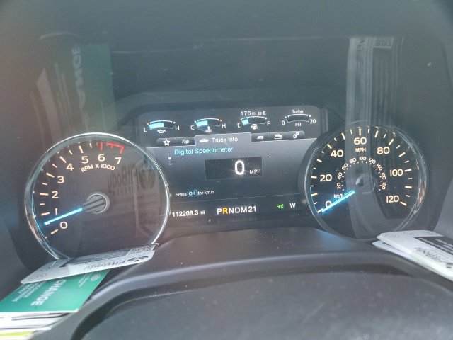 Used 2016 Ford F150 Platinum w/ Equipment Group 701A Luxury AWD/4WD image 18