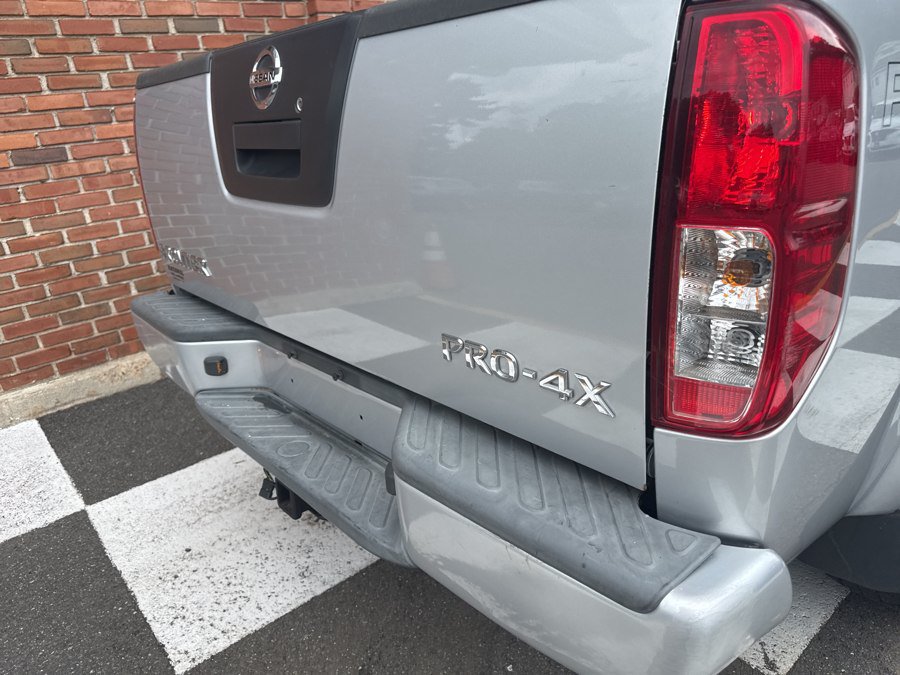 Used 2011 Nissan Frontier PRO-4X w/ Pro-4x Luxury Pkg AWD/4WD image 14
