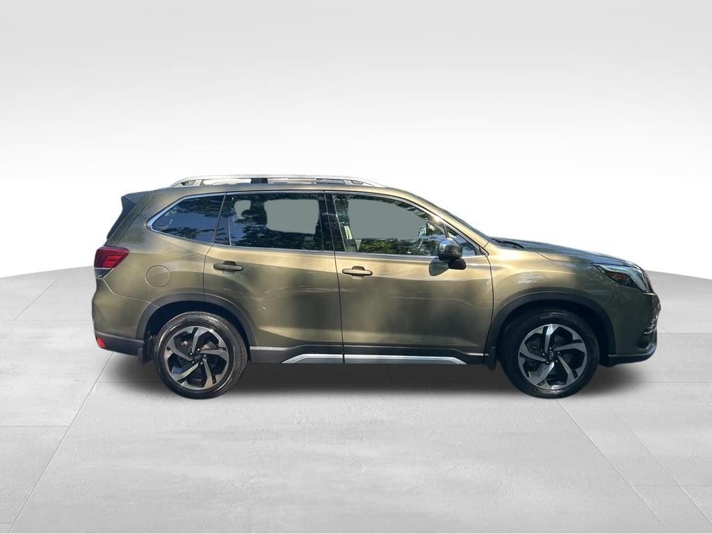 Used 2023 Subaru Forester Touring w/ Popular Package #2 AWD/4WD image 7