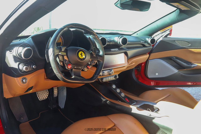 Used 2019 Ferrari Portofino image 27