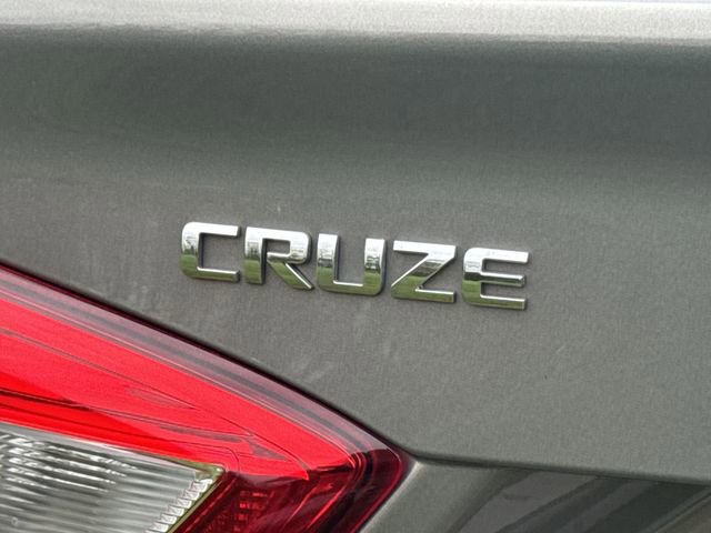 Certified 2018 Chevrolet Cruze LT w/ Convenience Package image 30