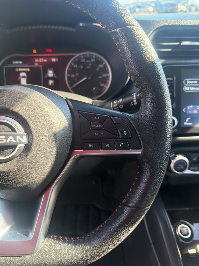 Used 2024 Nissan Versa SR w/ Trunk Package image 31