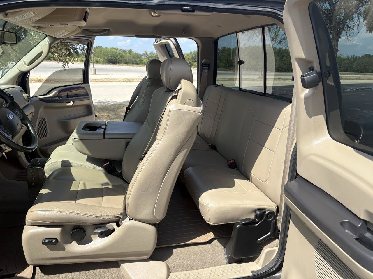 Used 2006 Ford F250 Lariat AWD/4WD image 38