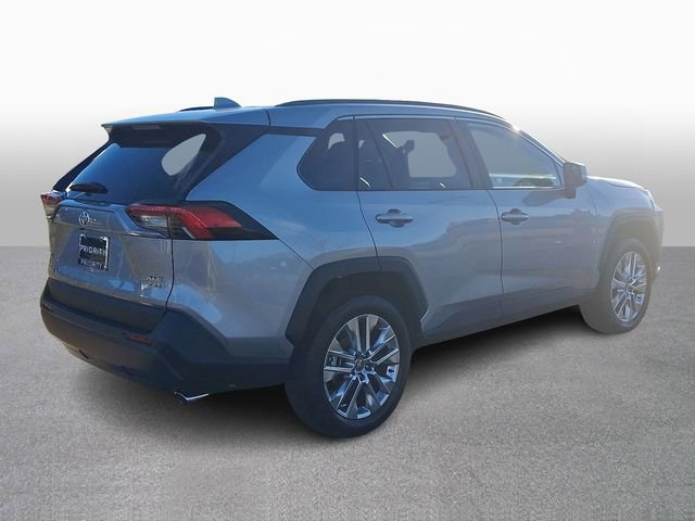 New 2025 Toyota RAV4 XLE image 4
