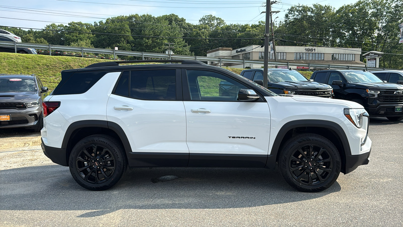 Certified 2026 GMC Terrain Elevation w/ Elevation Premium Package AWD/4WD image 5