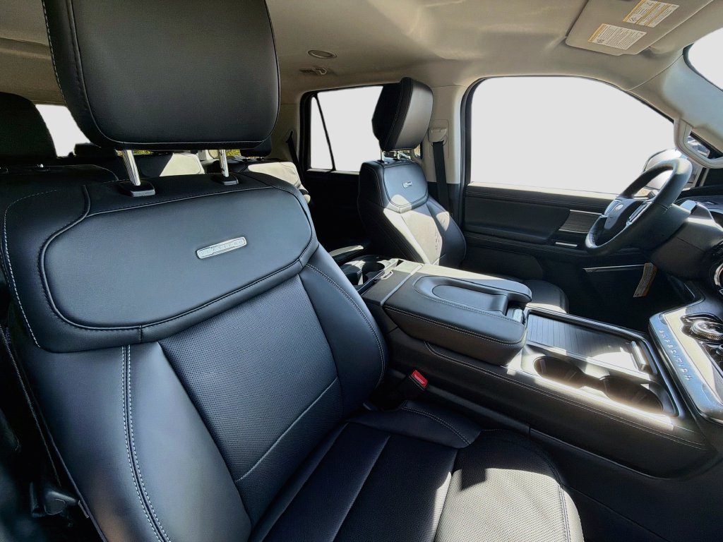 New 2027 Ford Expedition Platinum AWD/4WD image 32