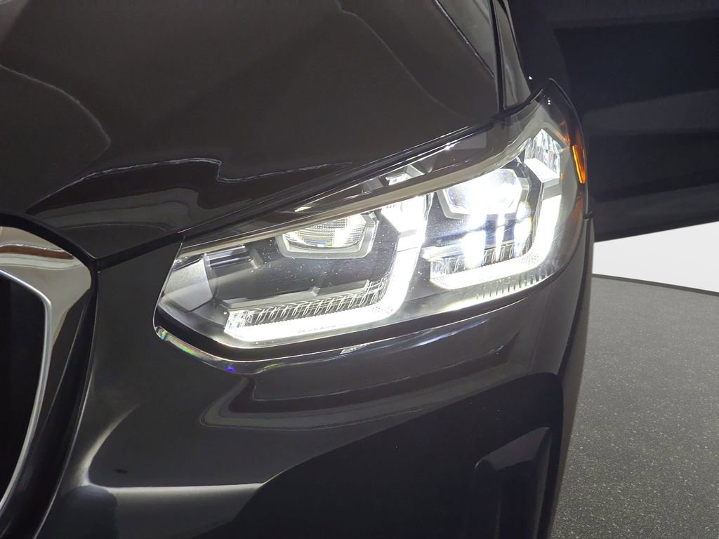 Used 2024 BMW X3 M40i w/ Premium Package image 33