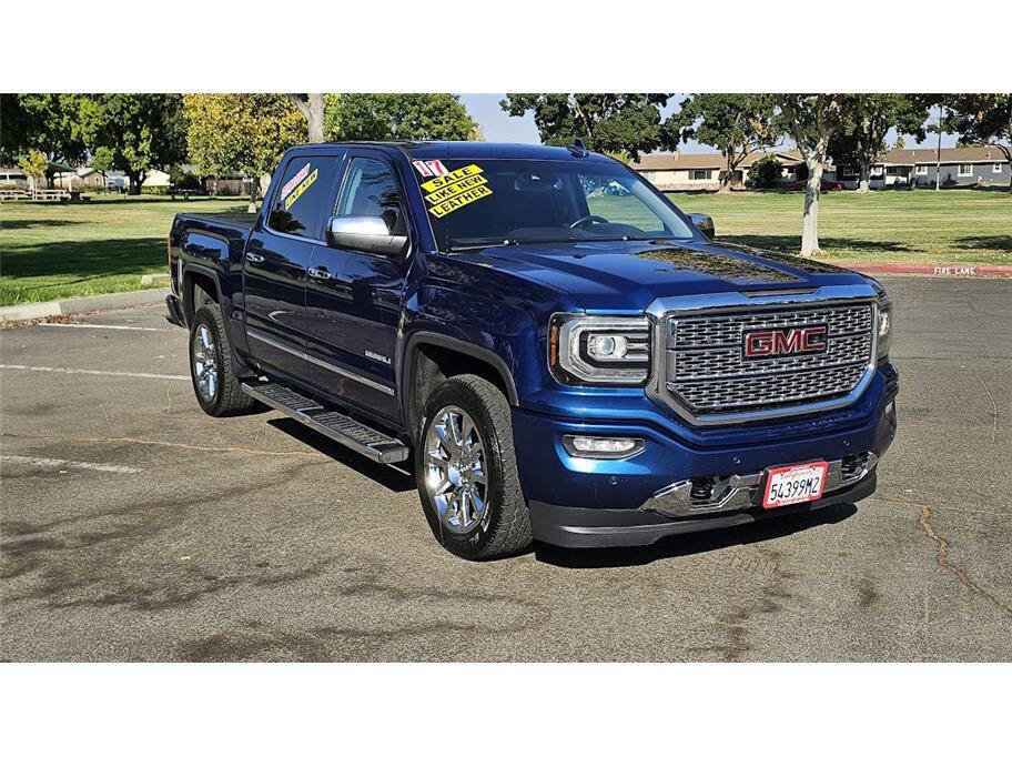 Used 2017 GMC Sierra 1500 Denali image 1