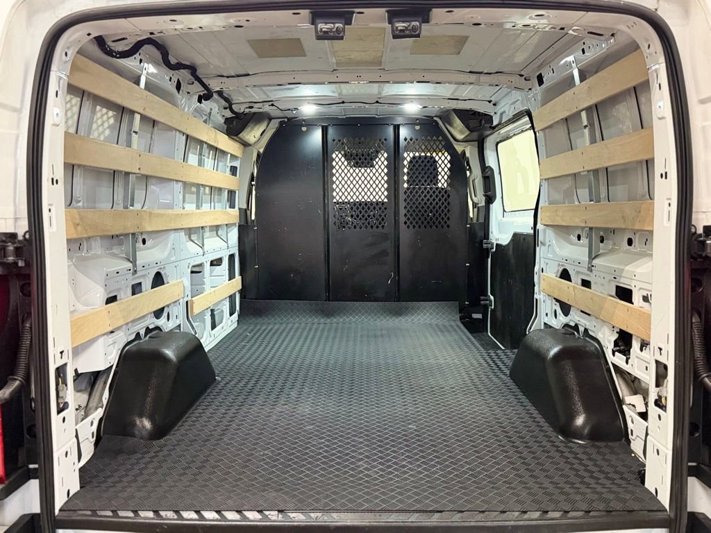 Used 2024 Ford Transit 250 Low Roof AWD w/ Exterior Upgrade Package image 7