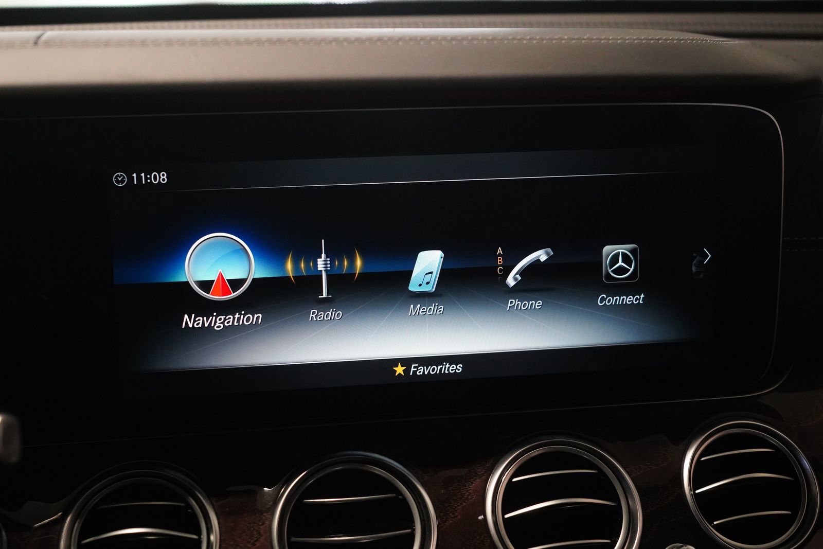 Used 2019 Mercedes-Benz E 63 AMG S image 21