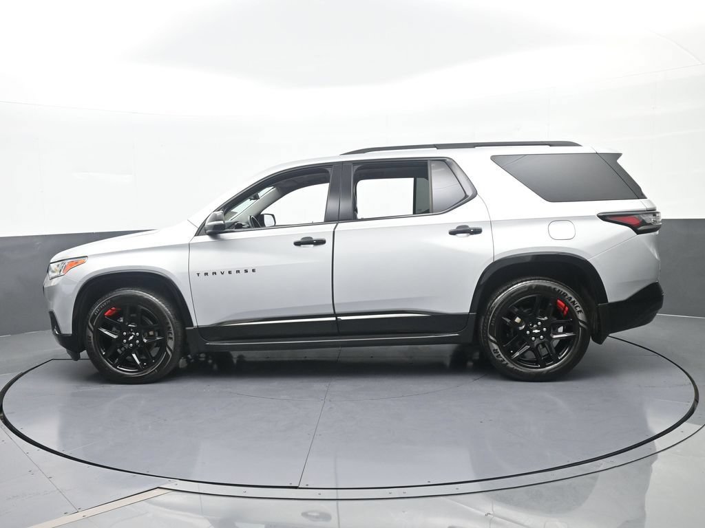 Used 2021 Chevrolet Traverse Premier w/ Redline Edition FWD image 3