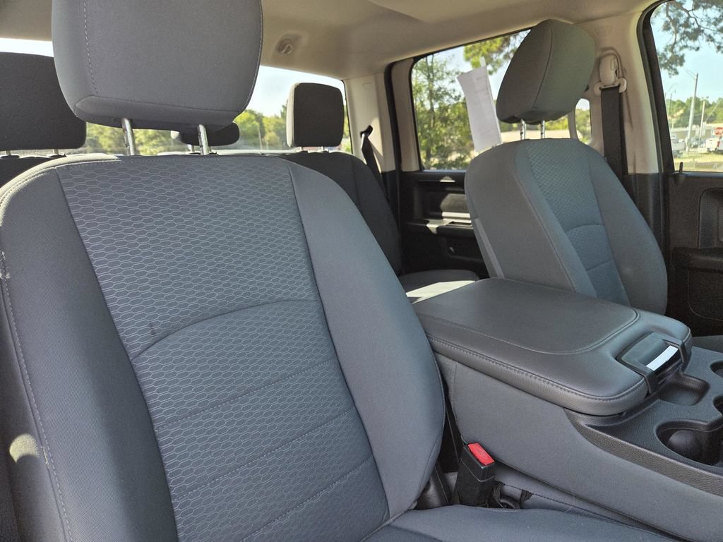 Used 2014 RAM 1500 Express AWD/4WD image 30
