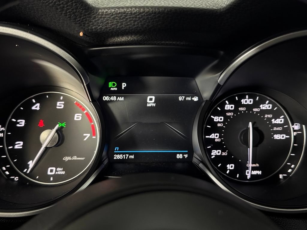 Used 2023 Alfa Romeo Stelvio Ti AWD/4WD image 14