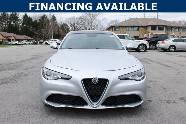 Used 2017 Alfa Romeo Giulia Sprint w/ Cold Weather Package image 3