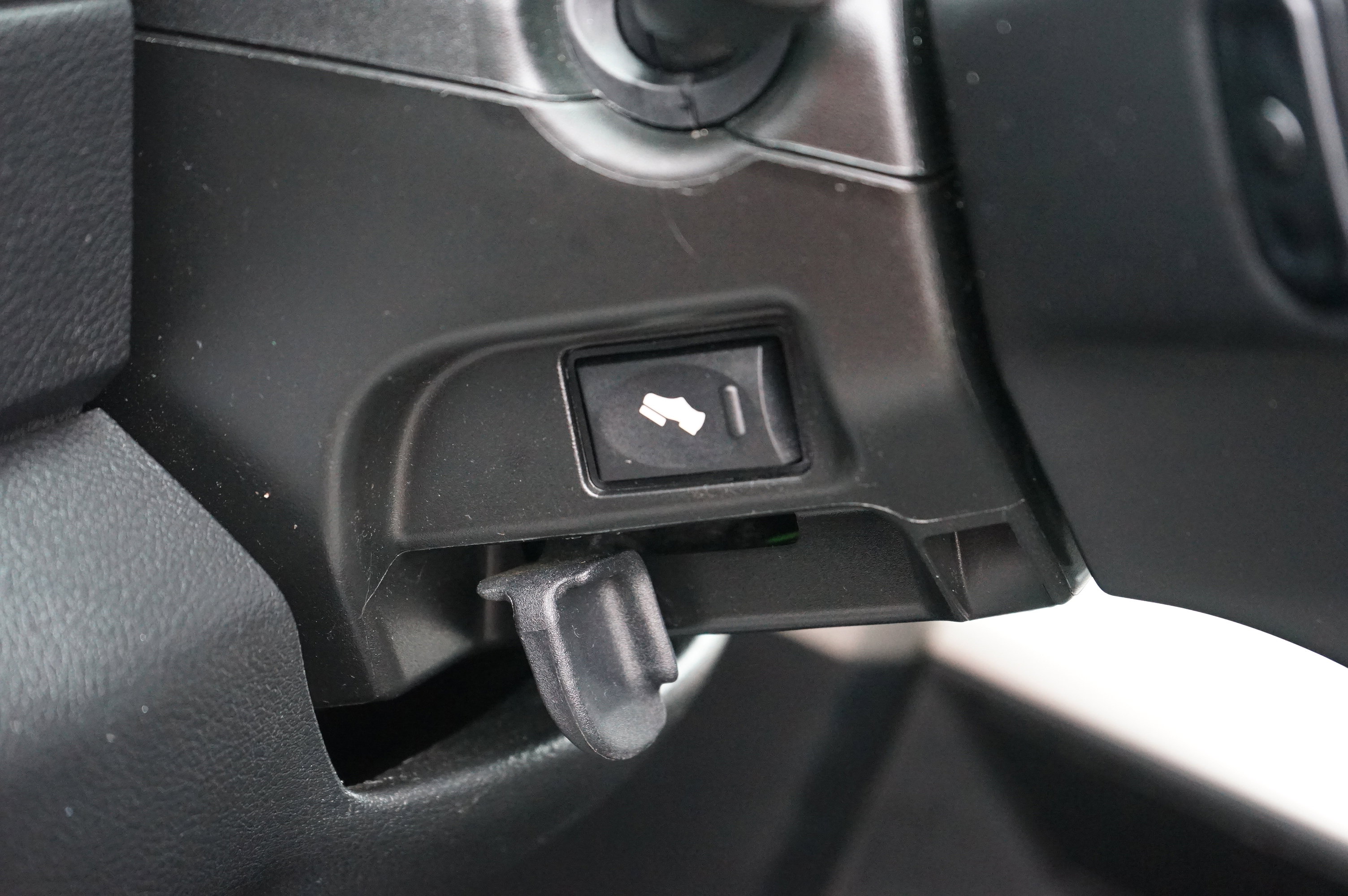 Used 2017 RAM 1500 Laramie w/ Convenience Group image 23