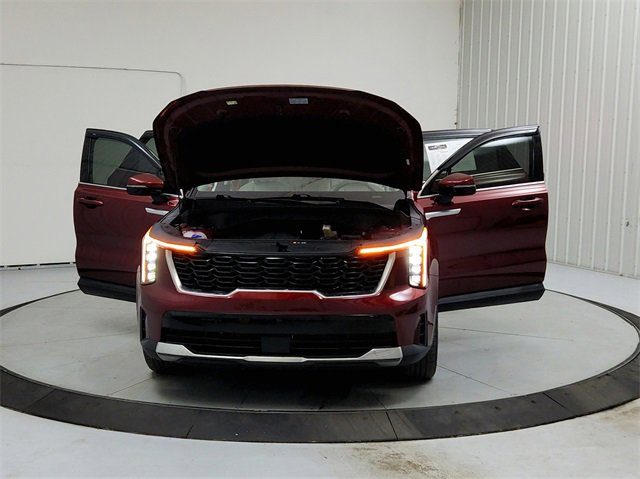 Used 2025 Kia Sorento S w/ Panoramic Sunroof Package image 10
