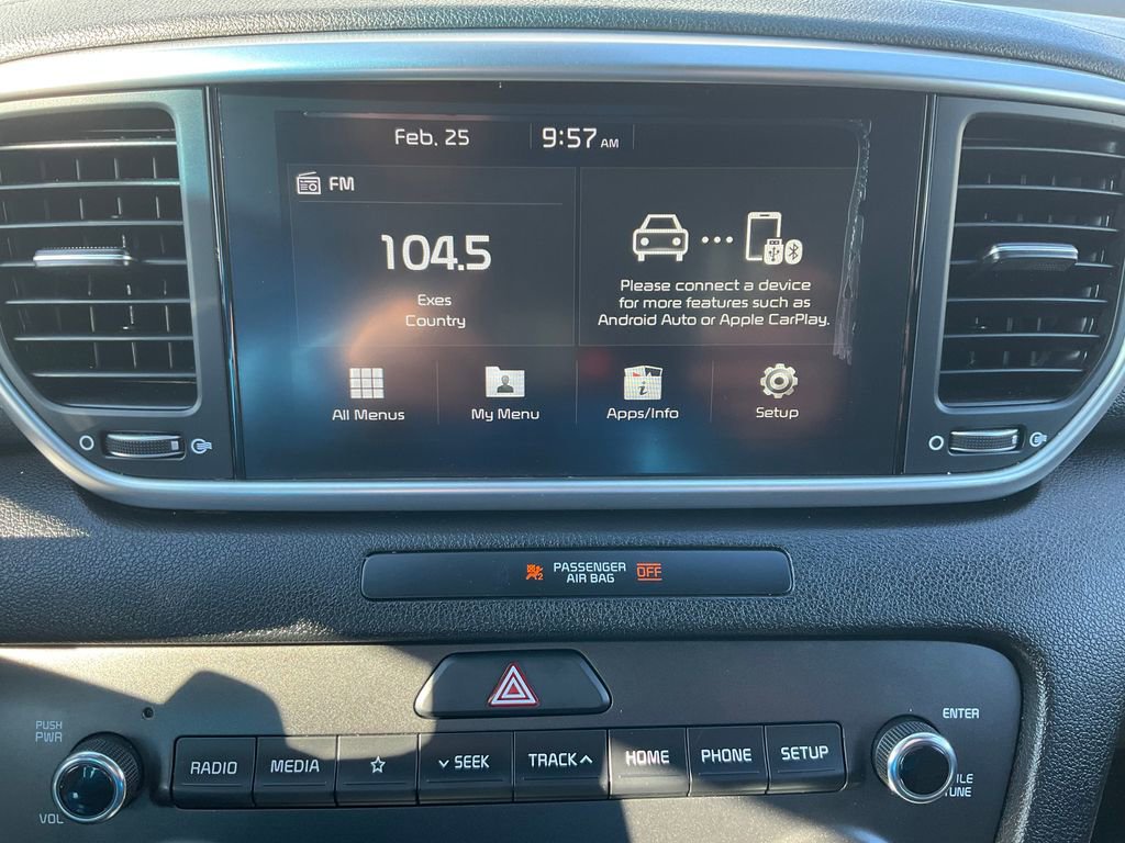 Used 2020 Kia Sportage S image 12