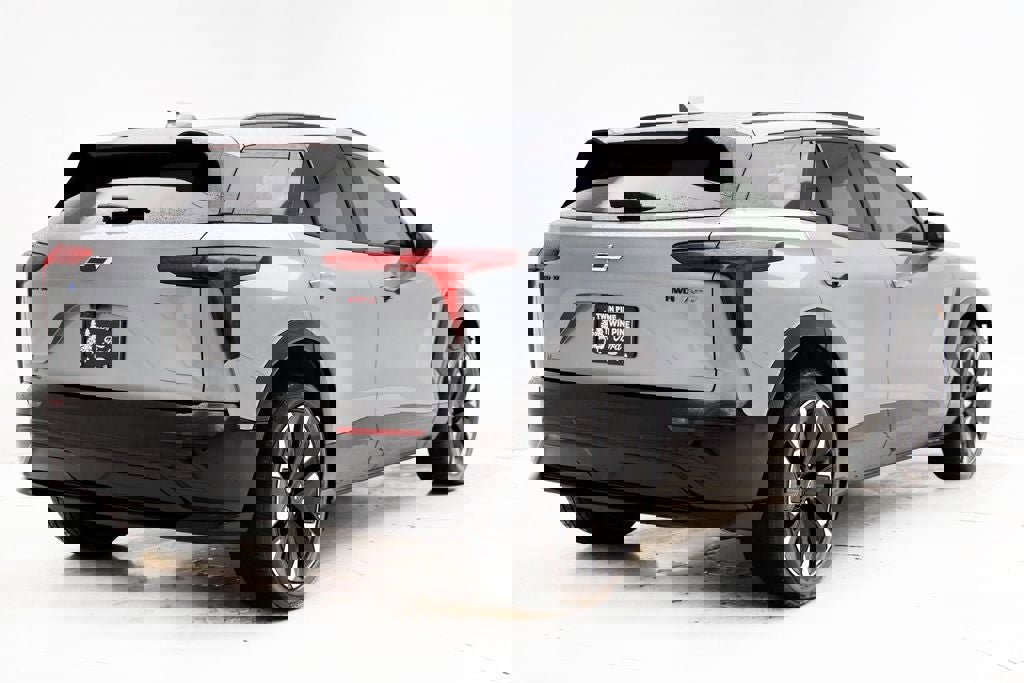 Used 2024 Chevrolet Blazer EV RS image 9