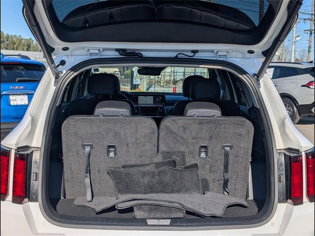 Certified 2023 Kia Sorento EX w/ Panoramic Sunroof Package image 19