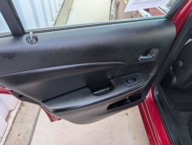 Used 2013 Chrysler 200 Limited image 18