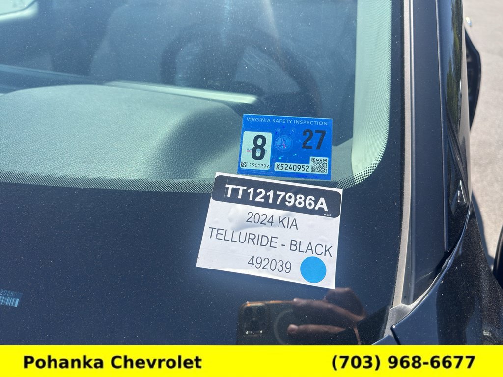 Used 2024 Kia Telluride SX w/ Towing Package FWD image 44