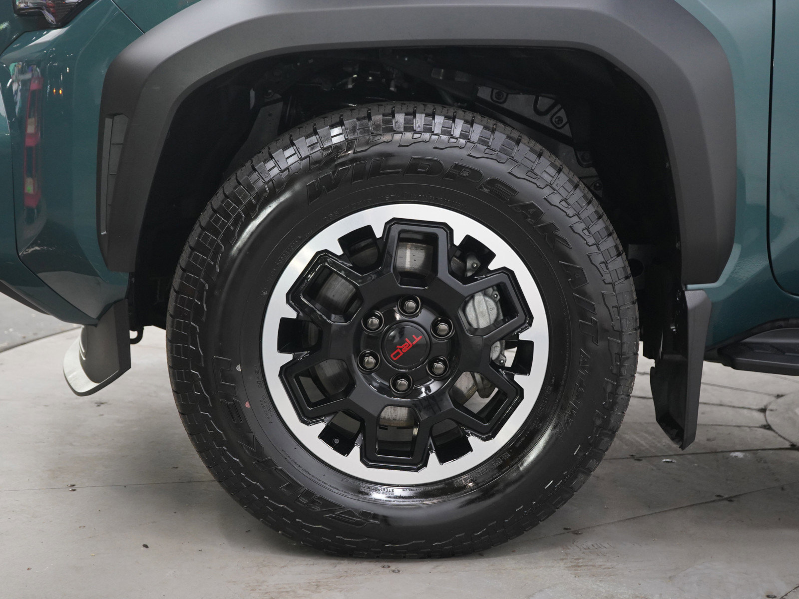 Used 2025 Toyota 4Runner TRD Off-Road Premium w/ Tow Technology Package AWD/4WD image 30