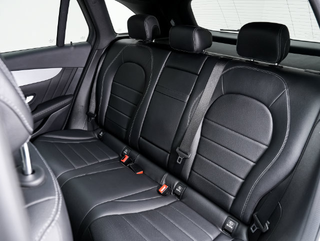 Used 2019 Mercedes-Benz GLC 300 4MATIC image 23