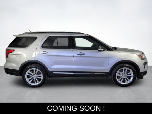 Used 2019 Ford Explorer XLT w/ Equipment Group 202A AWD/4WD image 2