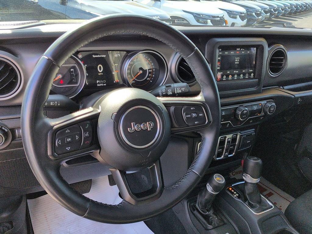 Used 2022 Jeep Wrangler Unlimited Sport AWD/4WD image 9