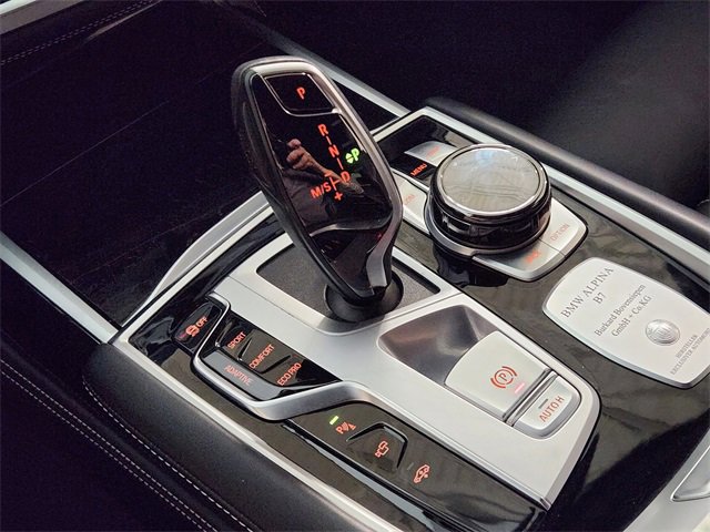 Used 2022 BMW ALPINA B7 xDrive ALPINA B7 xDrive w/ Luxury Rear Seating Package image 20