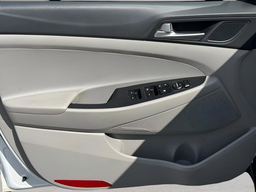 Used 2020 Hyundai Tucson SEL AWD/4WD image 16