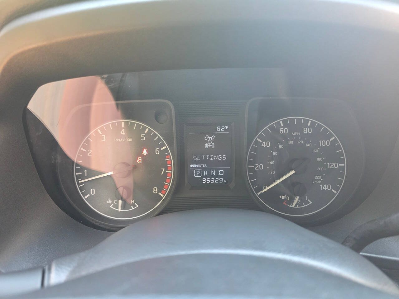 Used 2017 Nissan Titan S AWD/4WD image 17