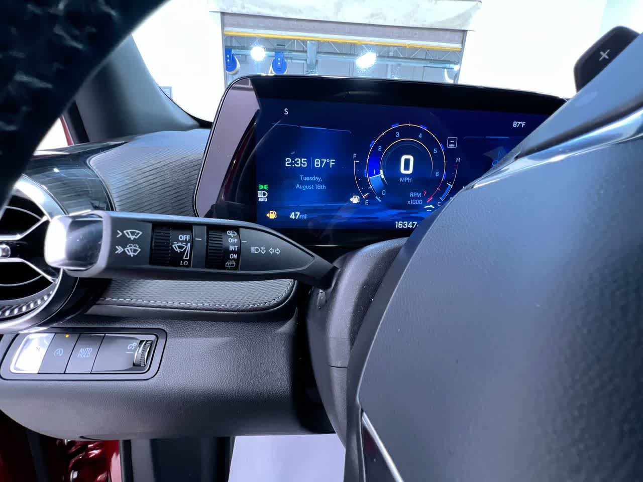 Used 2025 Chevrolet Equinox LT w/ Safety and Technology Package FWD image 18