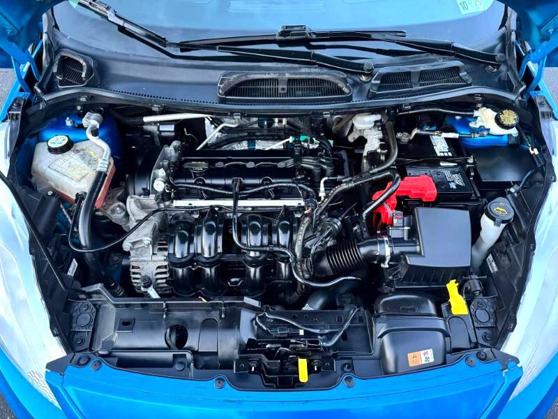 Used 2012 Ford Fiesta SE image 20