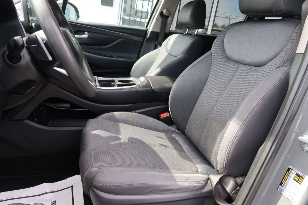 Used 2021 Hyundai Santa Fe SEL FWD image 6