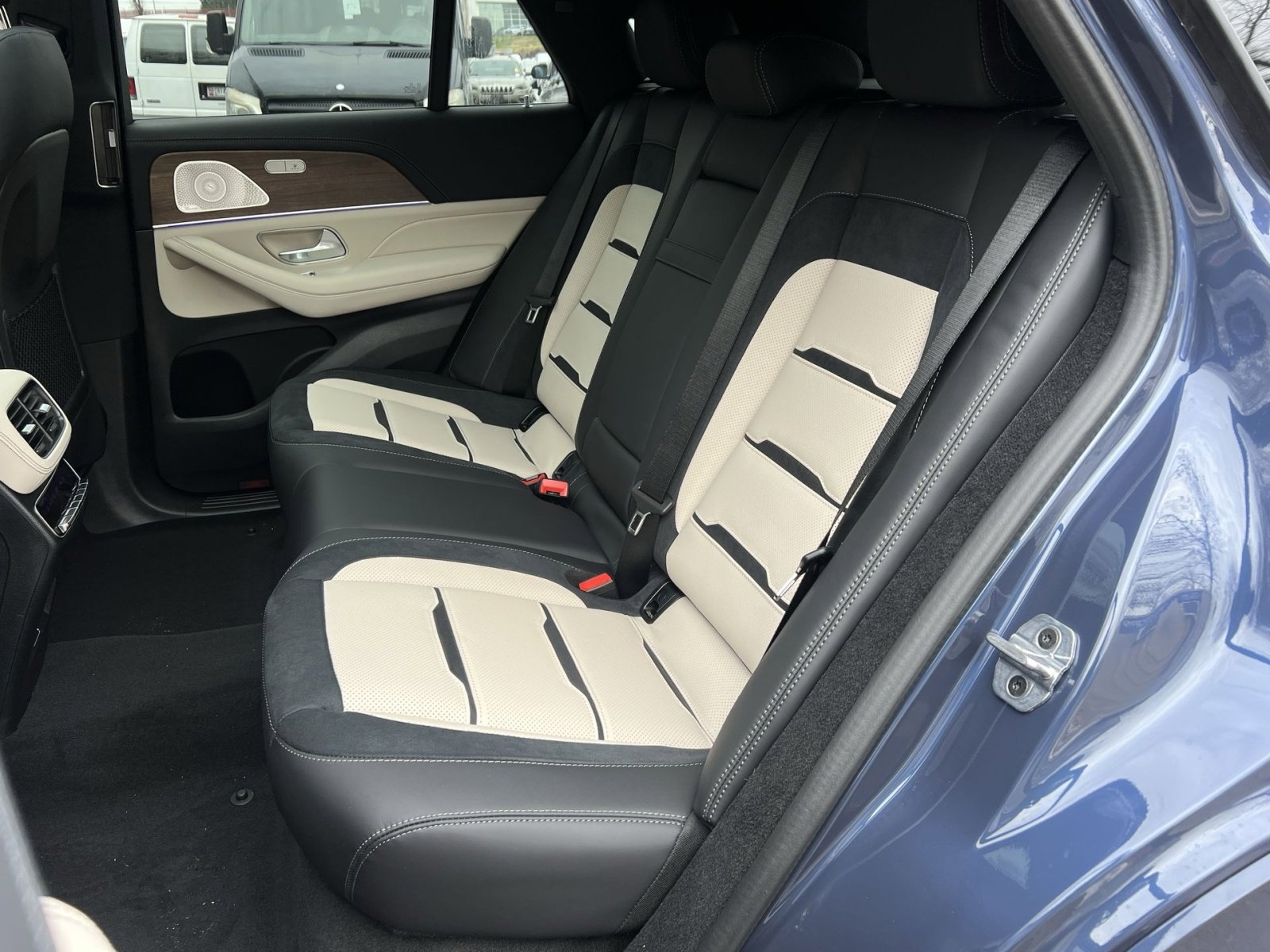 New 2026 Mercedes-Benz GLE 53 AMG 4MATIC Coupe image 23