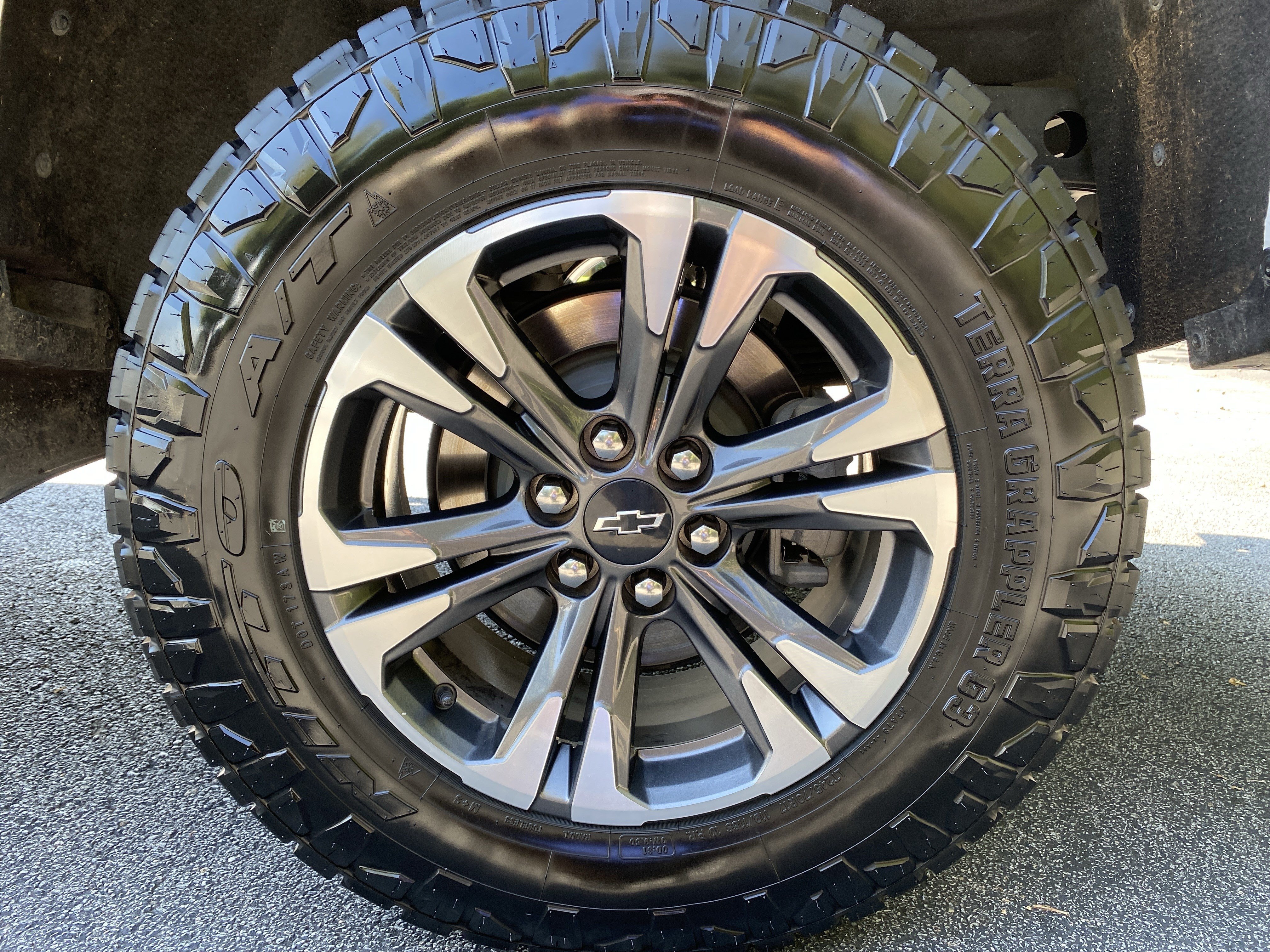 Used 2021 Chevrolet Colorado Z71 AWD/4WD image 13