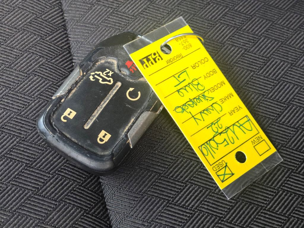 Certified 2022 Chevrolet Silverado 1500 LT w/ Z71 Off-Road Package image 28