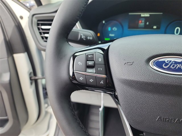 New 2026 Ford Escape SE w/ PHEV Premium Package FWD image 27