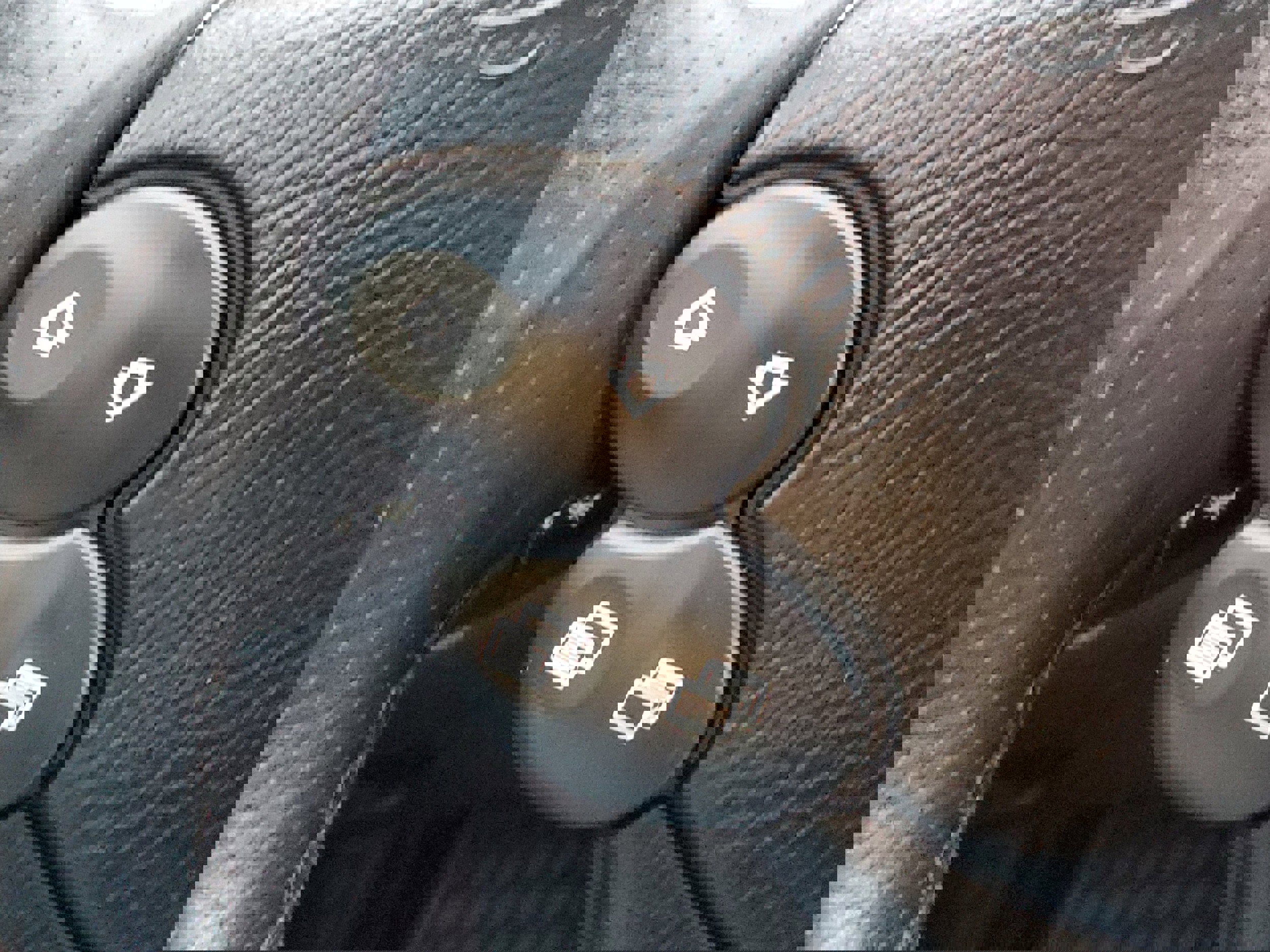 Used 2009 Mercedes-Benz E 350 4MATIC Sedan image 17