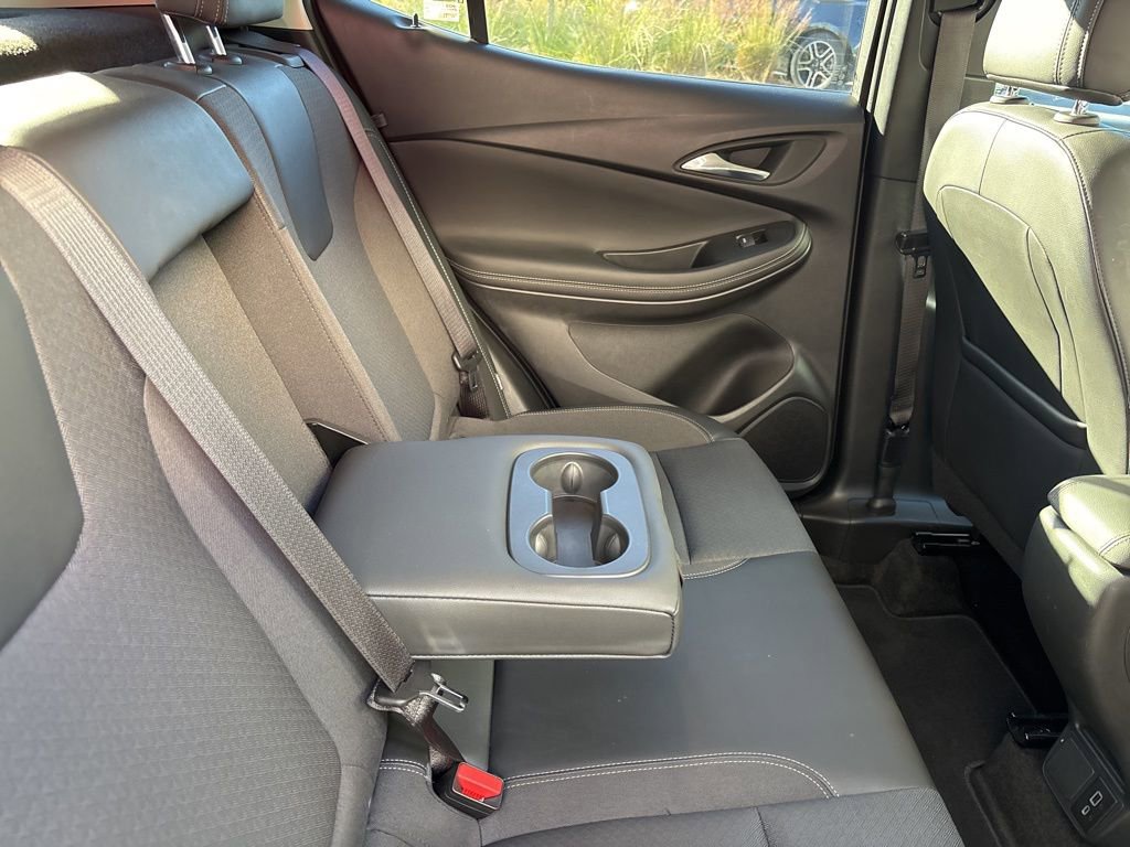 Used 2023 Buick Encore GX Select w/ Sport Touring Package image 25
