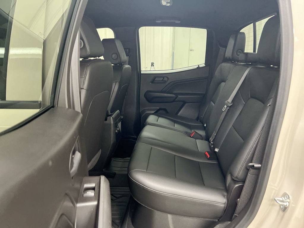 Used 2026 Chevrolet Colorado Trail Boss AWD/4WD image 23