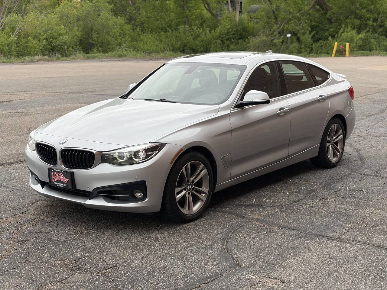 Used 2017 BMW 330i Gran Turismo xDrive AWD/4WD image 3
