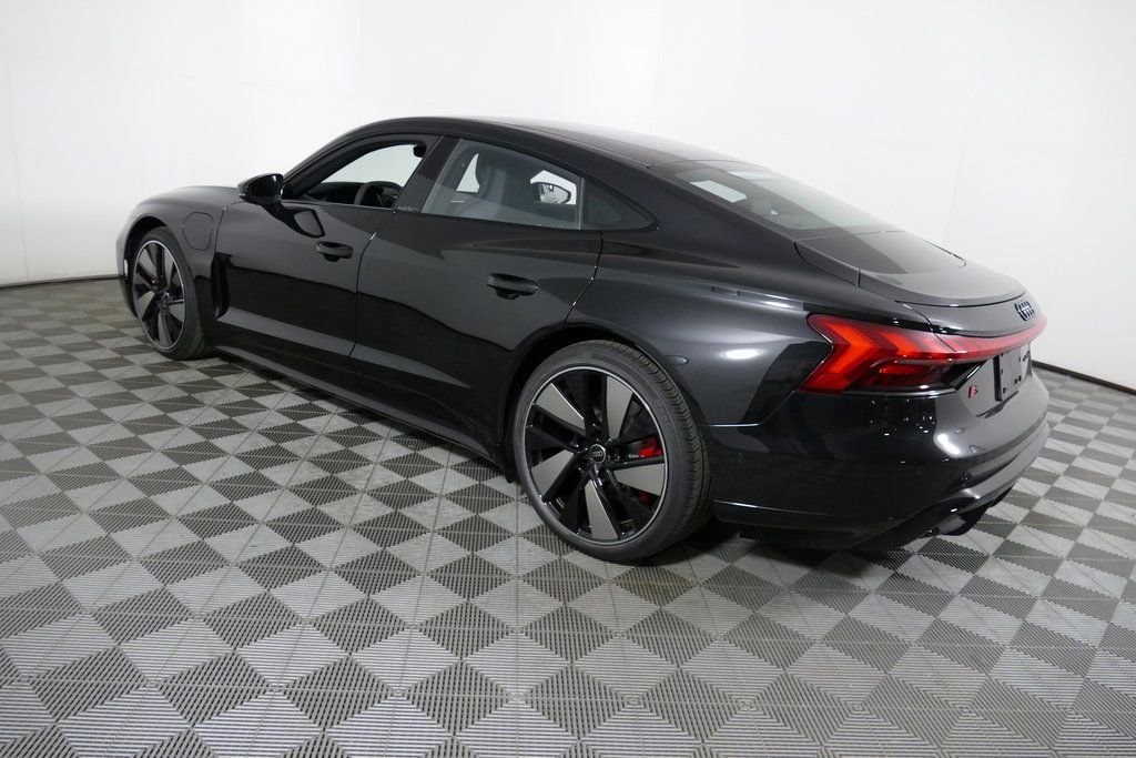 New 2026 Audi S e-tron GT Prestige image 5