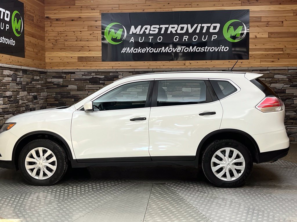 Used 2016 Nissan Rogue S AWD/4WD image 25