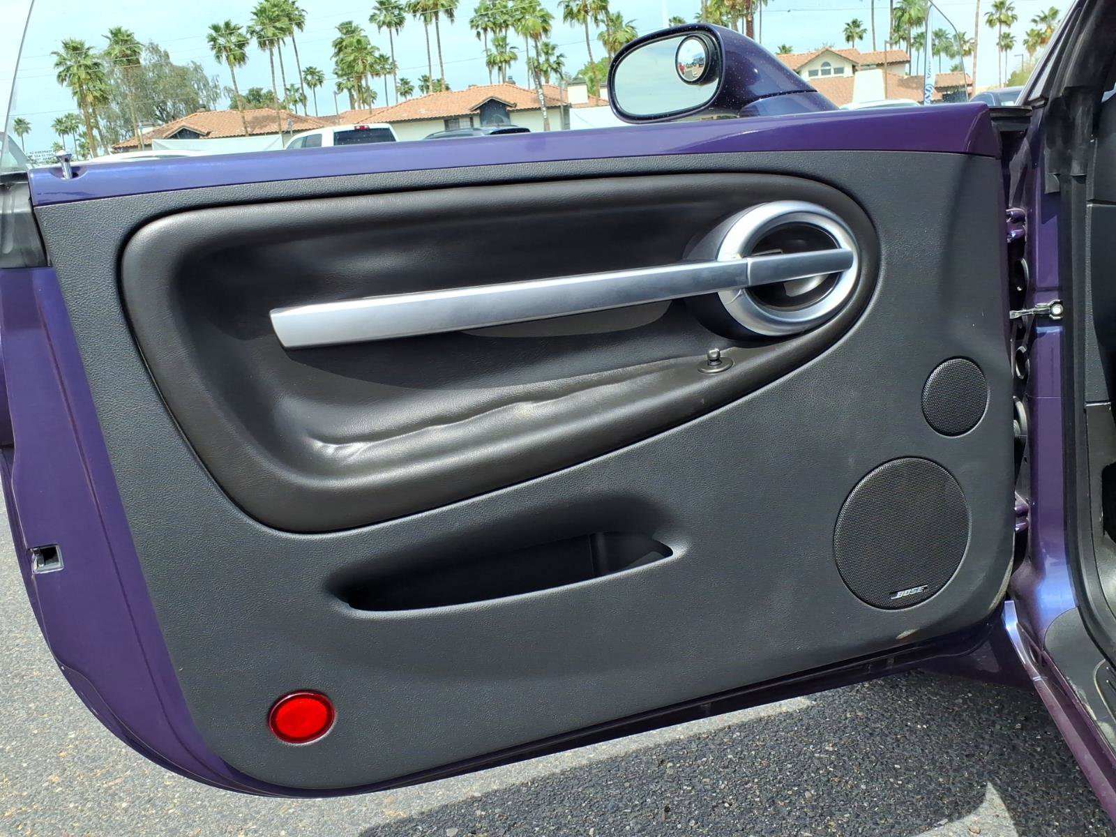 Used 2004 Chevrolet SSR w/ Preferred Equipment Group RWD image 17
