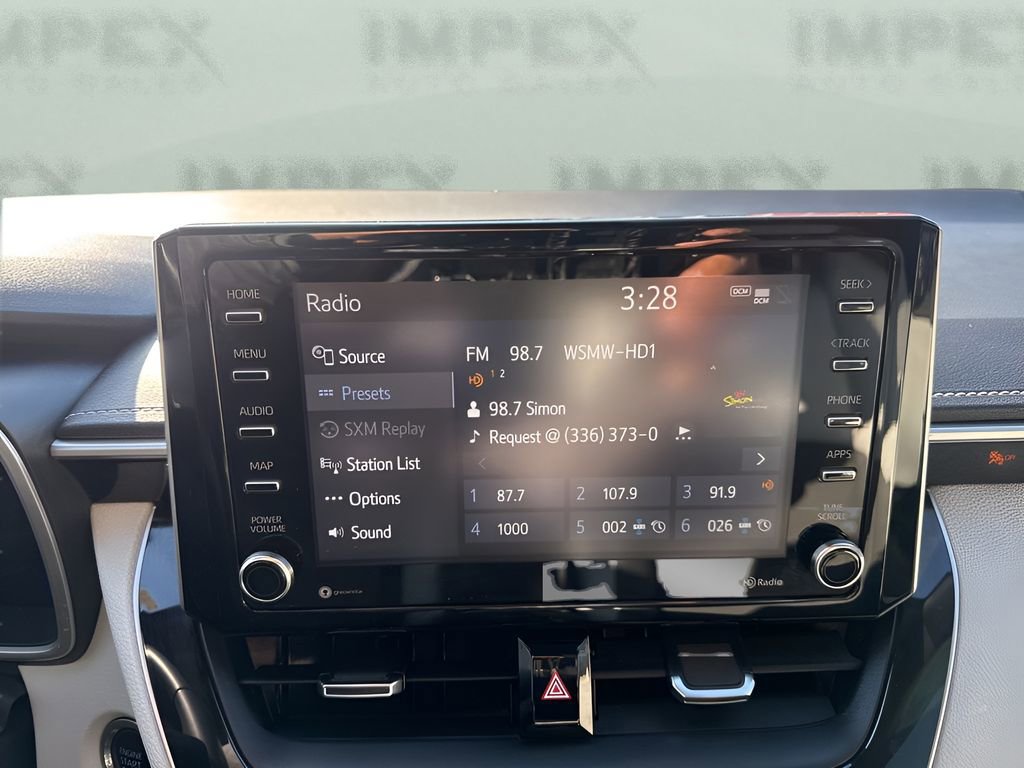 Used 2021 Toyota Corolla XSE image 17